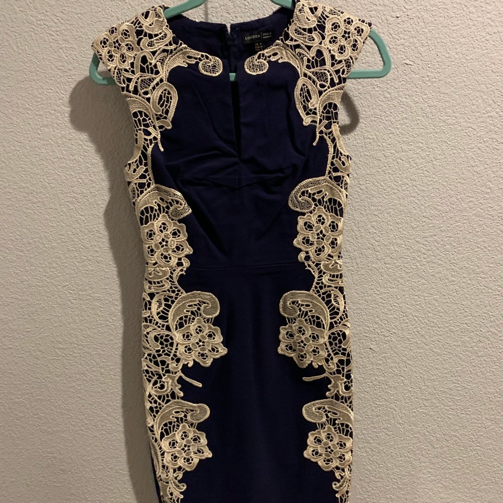 Navy blue form fitting dress size 4